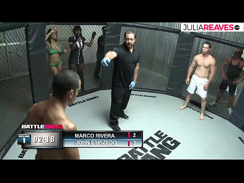 ❤️ Ο Ultimate Fighter γαμάει ένα κορίτσι αμέσως μετά από έναν αγώνα στο ρινγκ Σπιτικό πορνό ❌❤