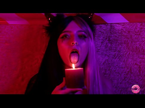 ❤️ Μια παθιασμένη πίπα από ένα σέξι Succubus με ένα σπέρμα στο στόμα της. Σπιτικό πορνό ❌❤